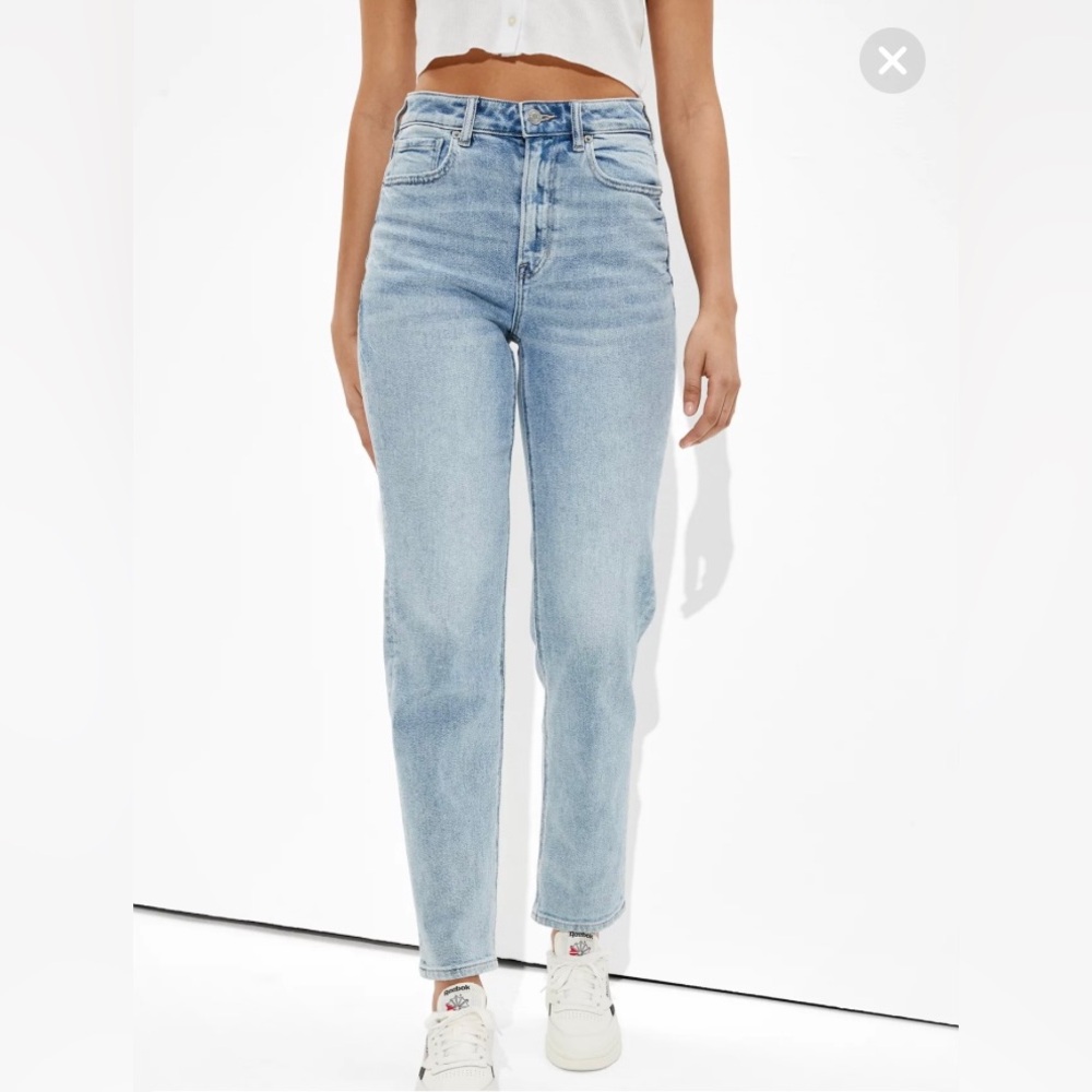 American Eagle Outfitters High Rise Light Blue Mom Jeans